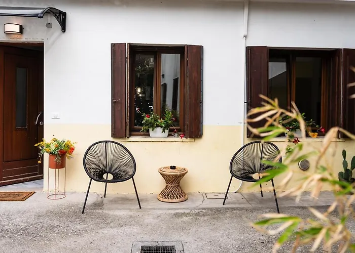 Angolo45vista Inedita Su Udine